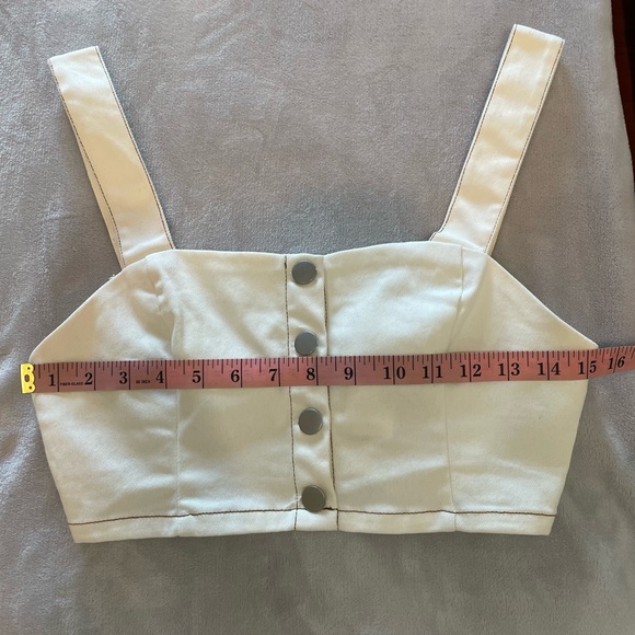 NWT Emory Park Button Crop Top - Picture 4 of 9